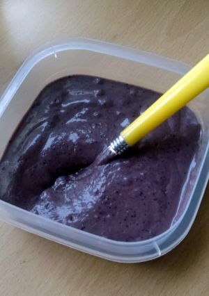 A picture of Vickys 'Other' Avocado Yogurt, GF DF EF SF NF.