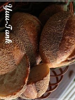 A picture of Aromatic Poppy Seed Hard Rolls.