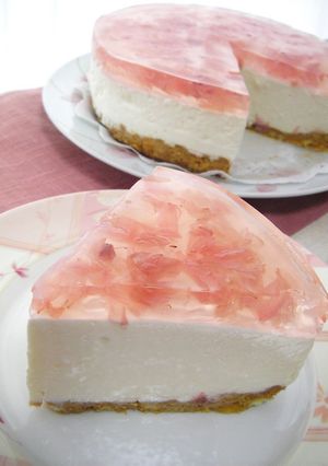 A picture of Sakura No-Bake Cheesecake.