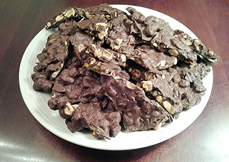 Step-by-Step Guide to Make Award-winning Chocolate Honey Roasted Nut and Fruit Bark