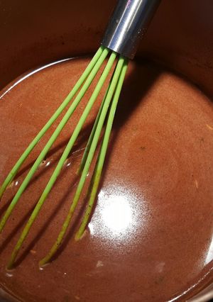 A picture of 20 minute Enchilada sauce.