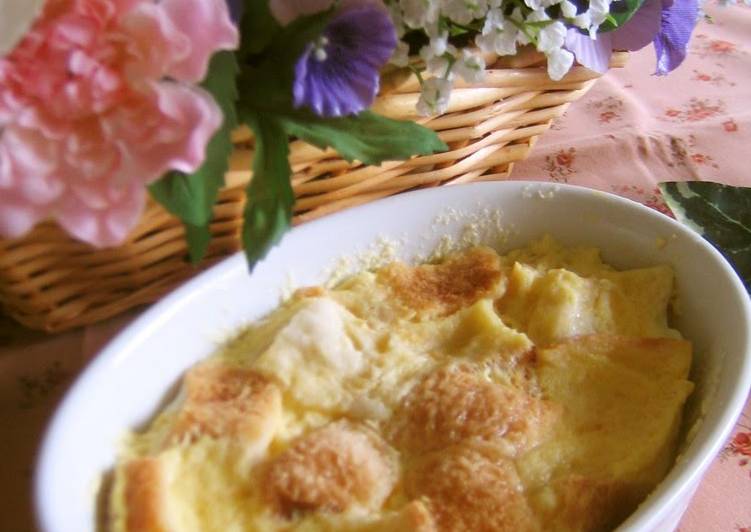 How to Prepare Perfect Microwave-Baked Bread Pudding