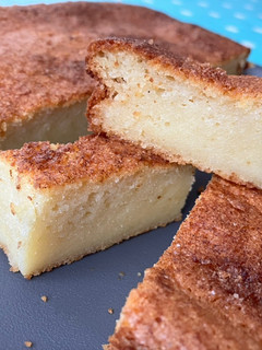Una foto de Tarta húmeda de pera 🍐 y manzana 🍎
