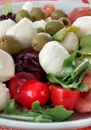 A picture of Sunny Sunday Salad.