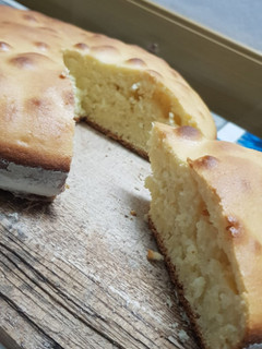 Una foto de ¡Torta de vainilla esponjosa!🤤🍰