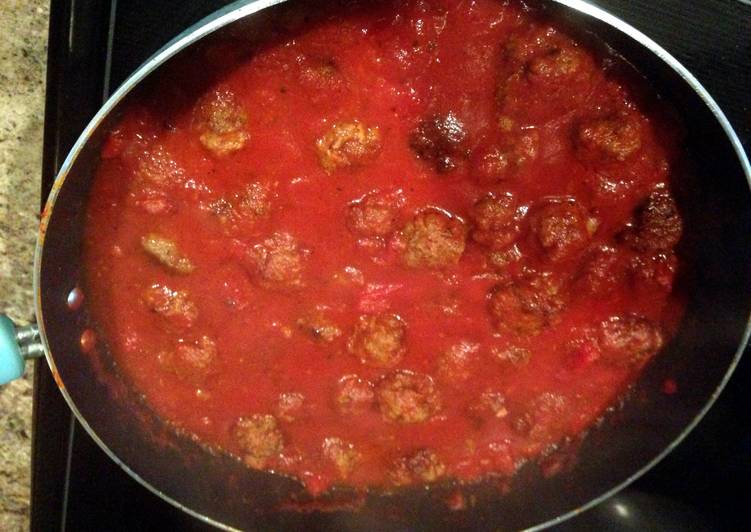 Simple Way to Make Super Quick Homemade Italian Meatballs With Tomato Spaghetti