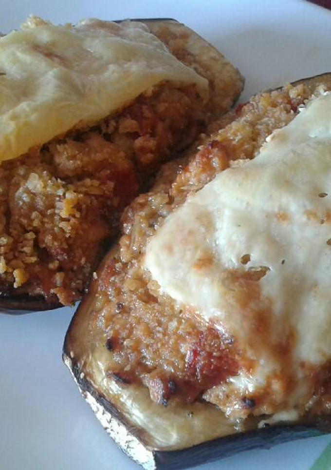 Una foto de Berenjenas rellenas de carne