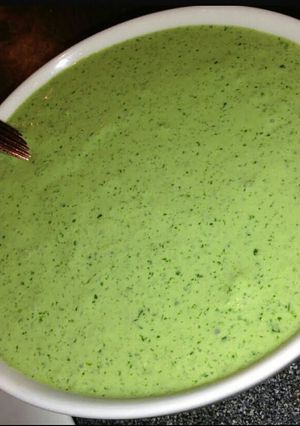 A picture of Hella Bangin' Peruvian Huacatay (Green) Sauce.
