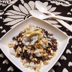 A picture of Black Gram Chaat.