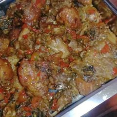 A picture of Vegetable pieces chicken.