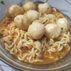 รูปของ Mie baso indomie simple