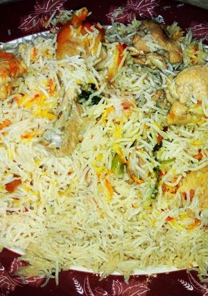 A picture of Punjabi Chicken Pulao.