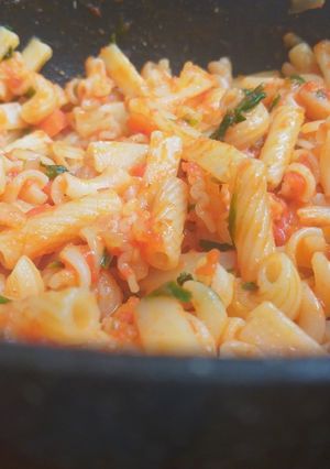 عکسی از دستور پاستا گوجه🍅