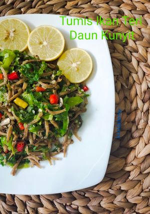 Foto resep Tumis Ikan Teri Daun Kunyit