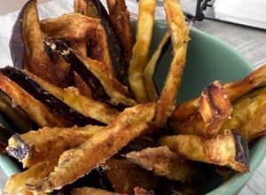 Foto principal de Palitos de berenjena crujientes. Airfryer