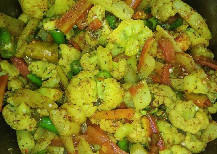 Recipe of Award-winning Mix veg pickle