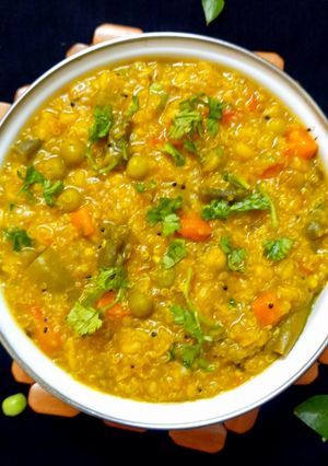 A picture of Quinoa khichadi.