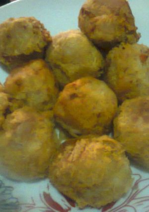 A picture of Yam balls.