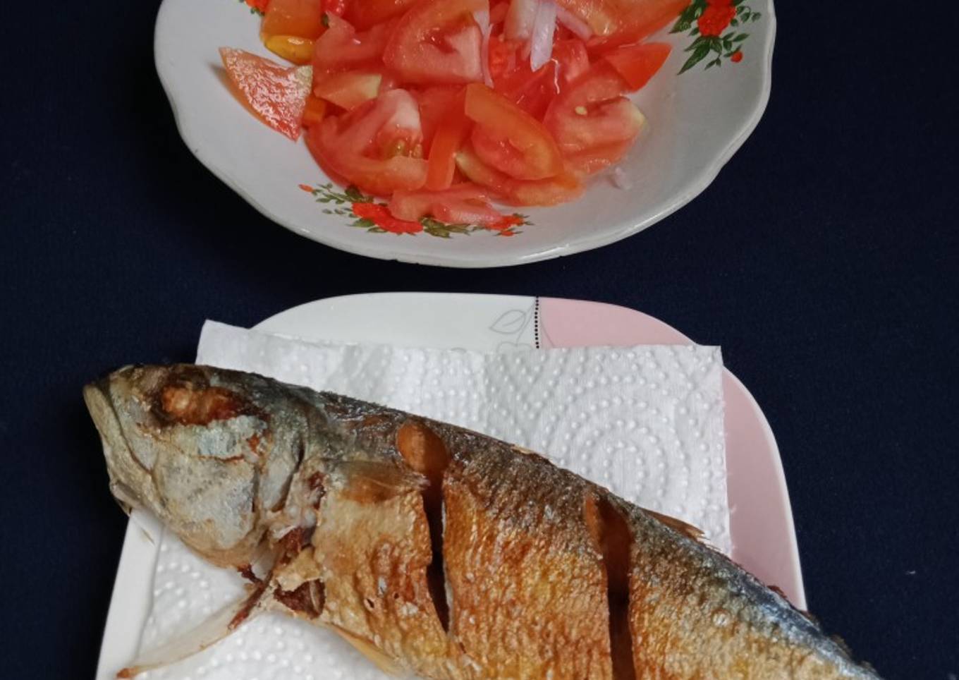 Ikan Goreng Dan Dabu dabu iris