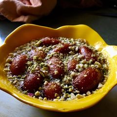 A picture of Milk powder gulab jamun.