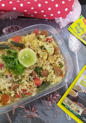 ম্যাগি মশলায় সোয়া তেহারি (Maggi masala soya tehari recipe in Bengali) রেসিপির প্রধান ছবি
