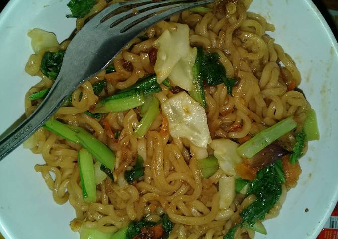 Mie goreng extra pedas