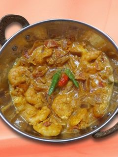 চিংড়ি মাছের বাটি চচ্চড়ি (chingri macher bati chorchori recipe in Bengali) রেসিপির প্রধান ছবি