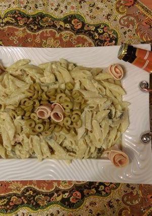 عکسی از دستور پاستا پنه با سس آلفردو😍