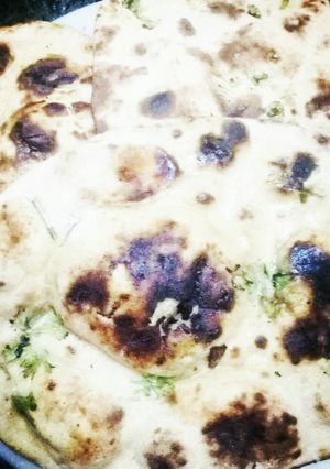 आटे का नान(Aate ka naan recipe recipe in Hindi) रेसिपी मुख्य फोटो