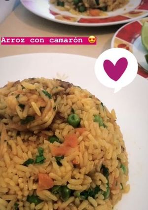 Una foto de Arroz con Camarón
