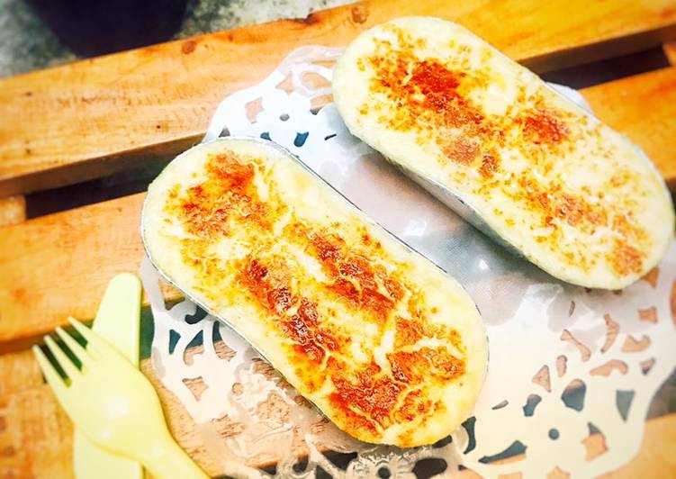 Bagaimana Menyiapkan Cheesy Bake Banana yang Sempurna