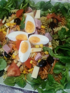 Una foto de Ensalada de pasta 2