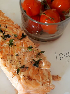 Foto di Filetto di salmone al timo