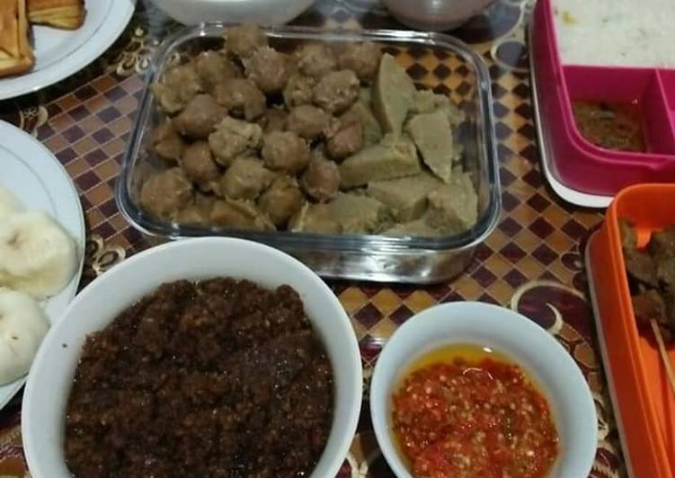Bagaimana Menyiapkan Siomay Bakso, Sempurna