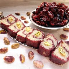 A picture of Cranberry aur mave ka meetha.