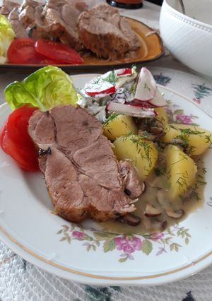 Zdjęcie przepisu Karkówka pieczona z piekarnika.