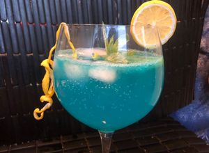 Una foto de Blue Gin