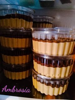 Una foto de Manjarate o mousse de manjar/dulce de leche