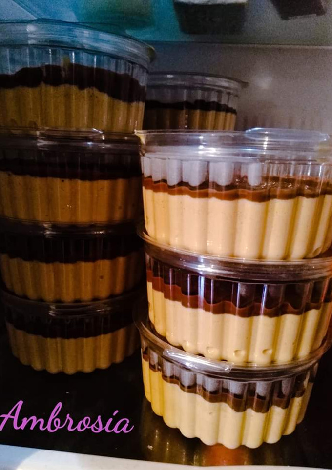 Una foto de Manjarate o mousse de manjar/dulce de leche