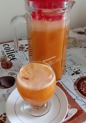 Une photo de Smoothie concombre avec carottes