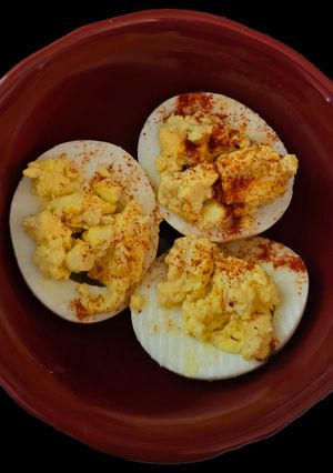 A picture of Dressed Eggs.