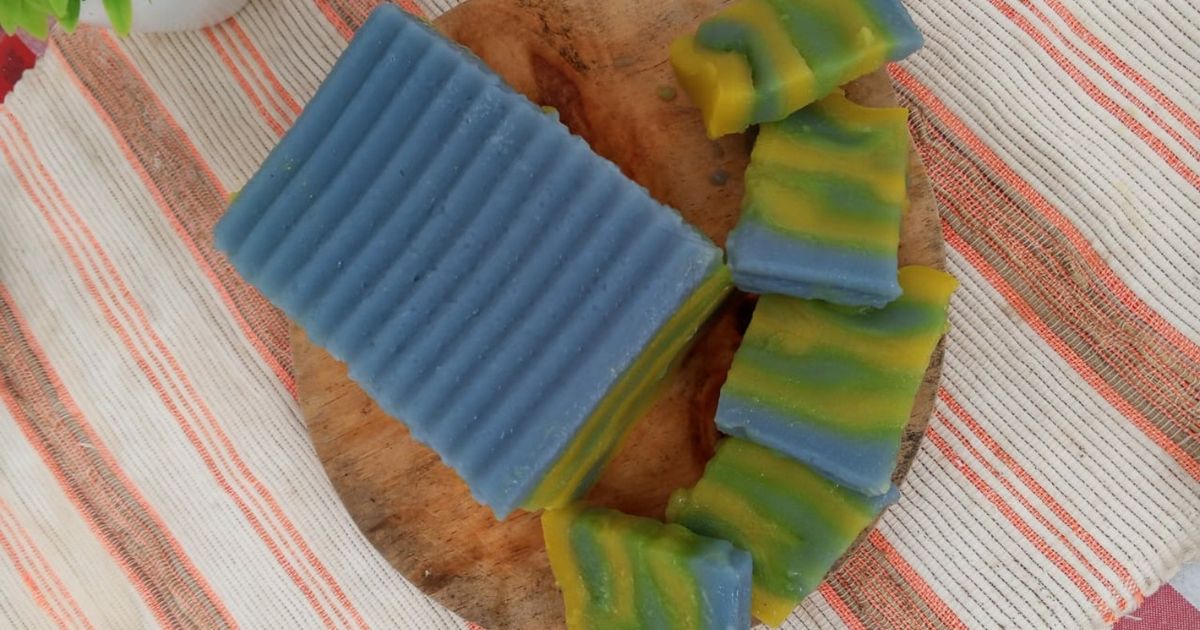 Kue Lapis Teh Telang