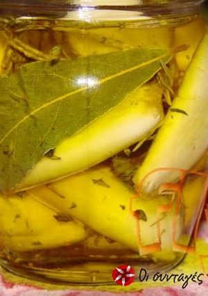 A picture of Fragrant garlic cloves.