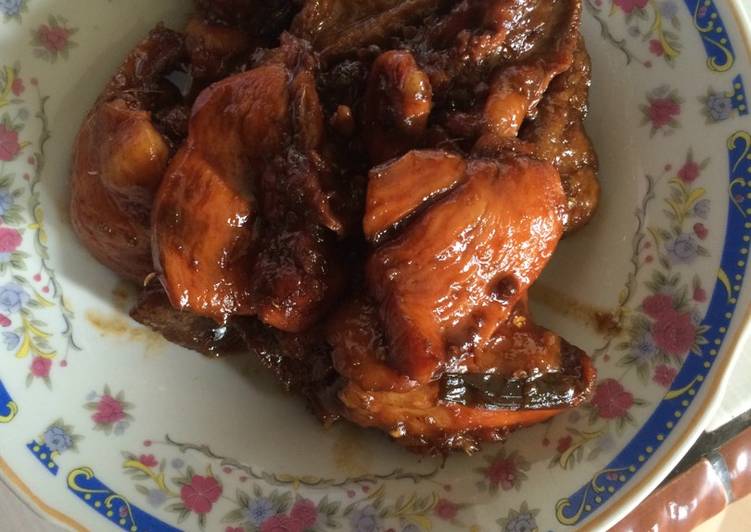 Resep Ayam tahu bacem mantep ! oleh Liesthasubejo - Cookpad