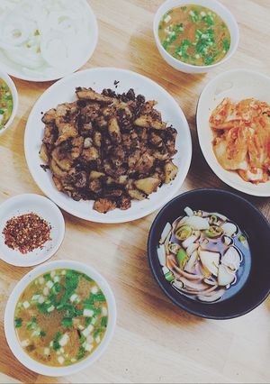 Hình của món Ba chỉ tẩm ướp kiểu Bulgogi.