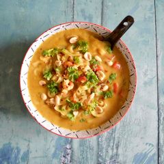 A picture of Thai Crayfish Noodle Soup.