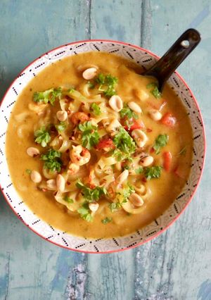A picture of Thai Crayfish Noodle Soup.