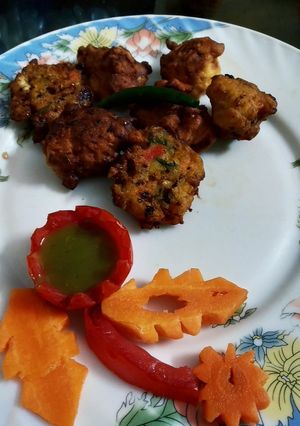ডিমের ভেজ পকোড়া (dimer veg pakora recipe in Bengali) রেসিপির প্রধান ছবি