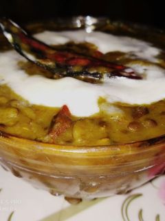 उडद दाल तडका मलाई मारके (urad dal tadka recipe in marathi) रेसिपी चे मुख्य फोटो