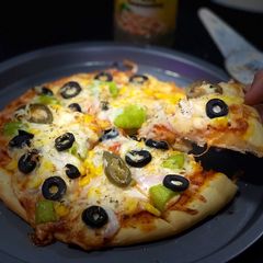 A picture of Vegetable Pizza.